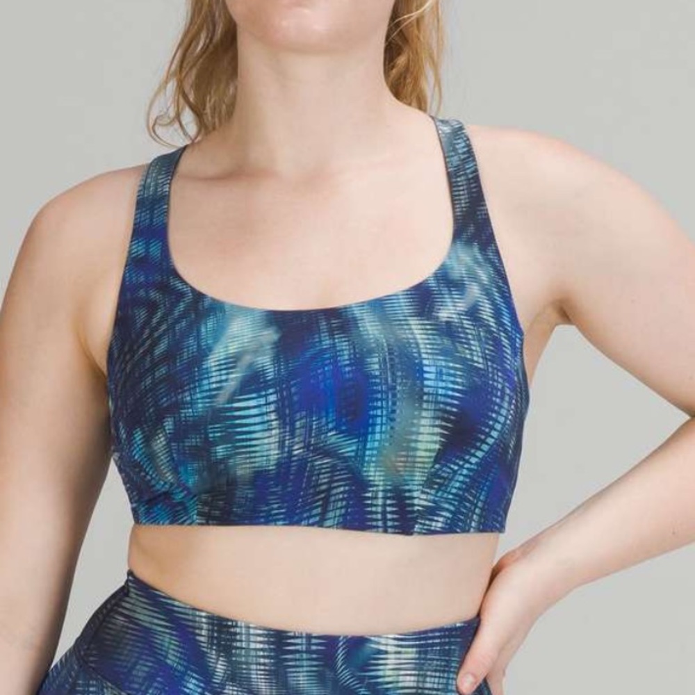 Lululemon Wunder Train Bra Foil Medium Support, Flux Blue Multi color